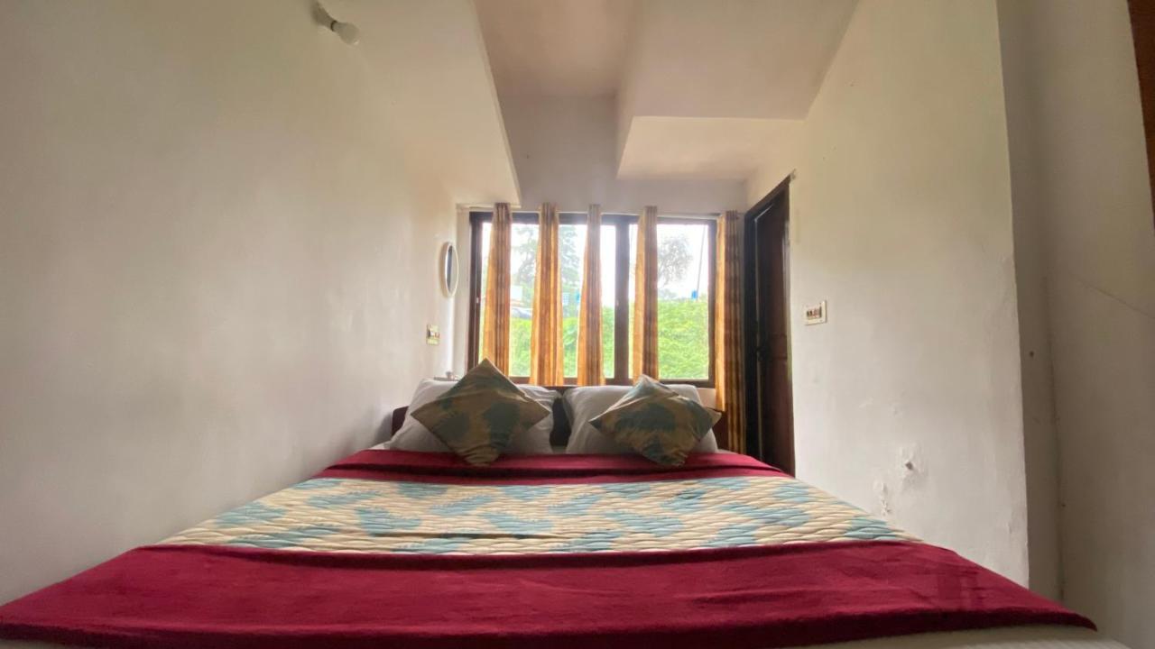 Hotel Caveri Inn Madikeri Ngoại thất bức ảnh